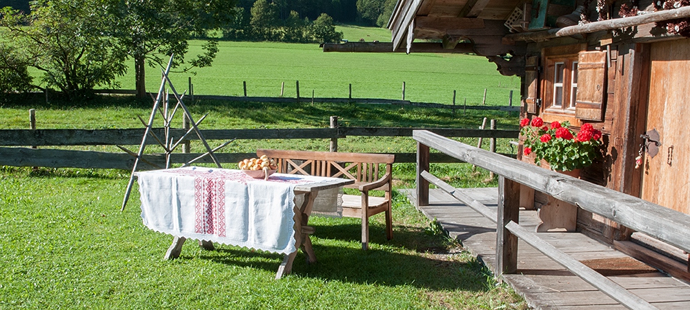 Garten mit Hütte Festlhof in Rottach-Egern am Tegernsee